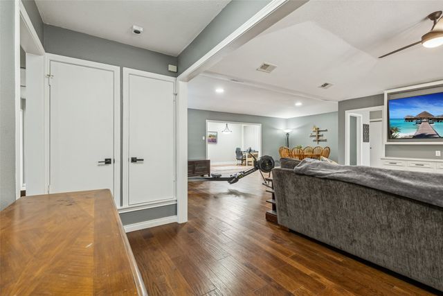 433 Tall Oaks Lane, Richardson, TX 75081