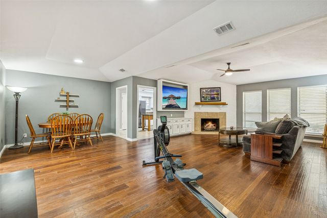 433 Tall Oaks Lane, Richardson, TX 75081