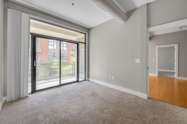 220 Cedar Street 204, Lexington, KY 40508