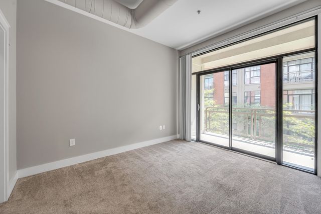 220 Cedar Street 204, Lexington, KY 40508