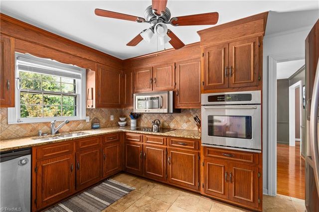 1414 Trafalgar Drive, High Point, NC 27262