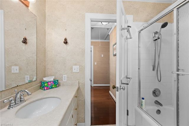 1414 Trafalgar Drive, High Point, NC 27262
