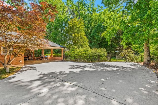 1414 Trafalgar Drive, High Point, NC 27262