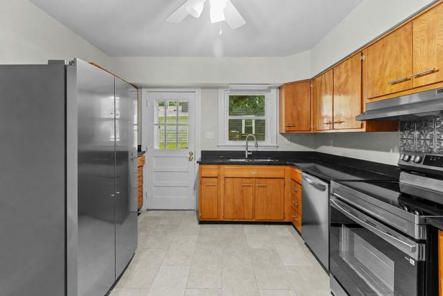 19 Ashmore Drive, Frankfort, KY 40601