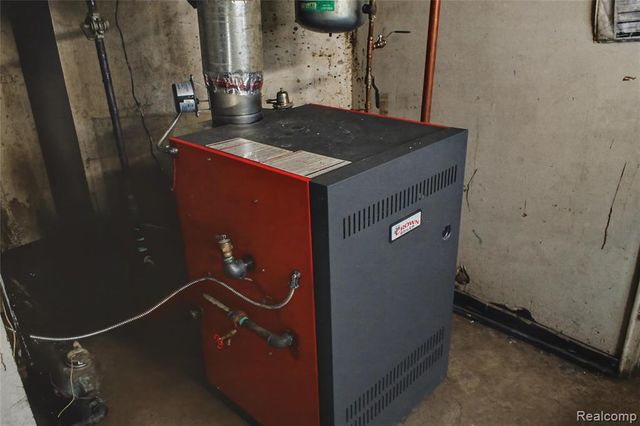 15100 Tireman Street, Detroit, MI 48228