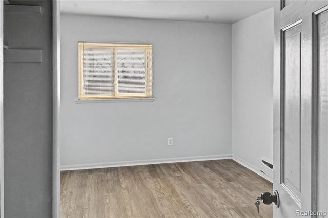 15100 Tireman Street, Detroit, MI 48228