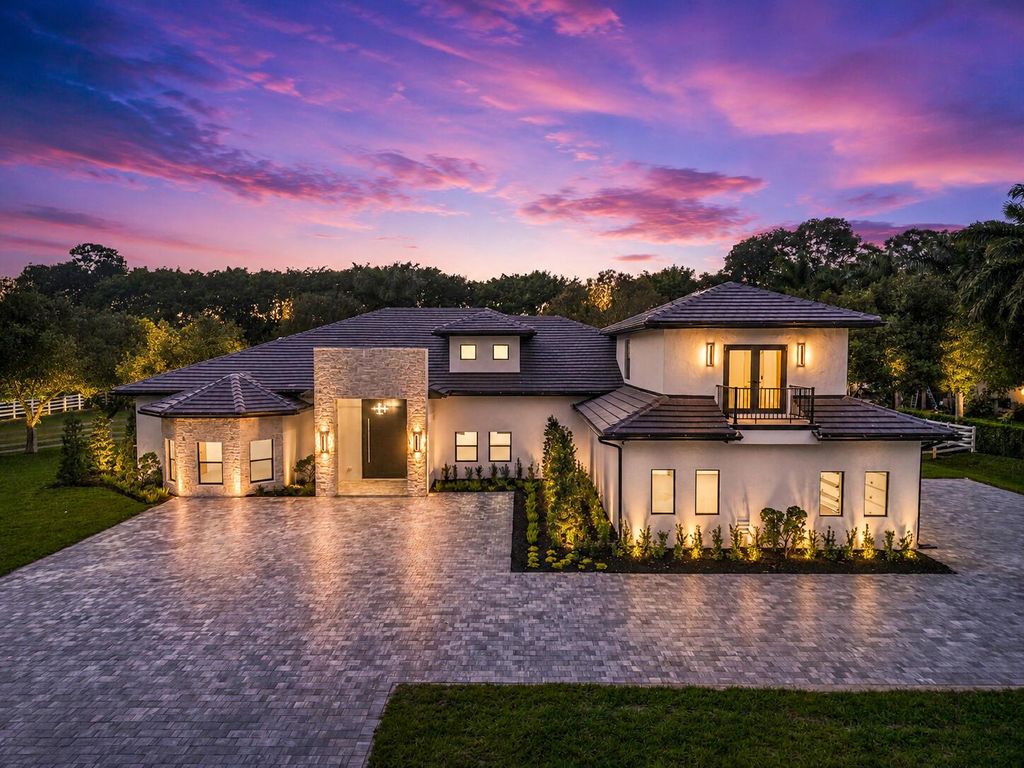 6451 Rodeo Drive, Southwest Ranches, FL 33330