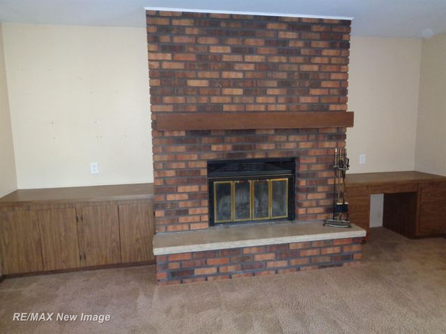 922 Fleetwood Drive, Saginaw, MI 48604