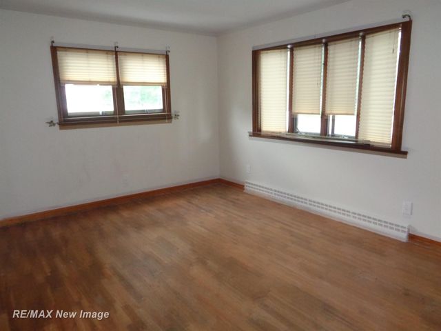 922 Fleetwood Drive, Saginaw, MI 48604