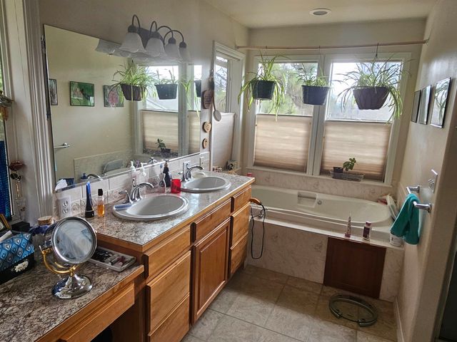 3408 W EXCELL Ln, Spokane, WA 99208