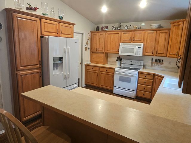 3408 W EXCELL Ln, Spokane, WA 99208