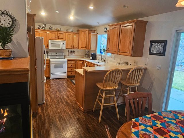 3408 W EXCELL Ln, Spokane, WA 99208