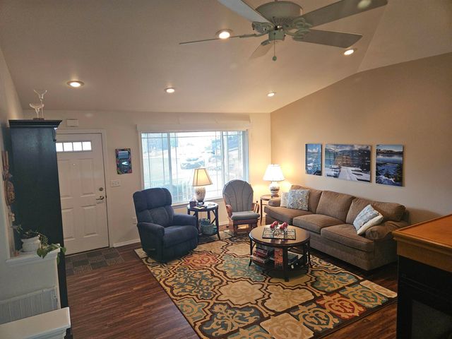 3408 W EXCELL Ln, Spokane, WA 99208