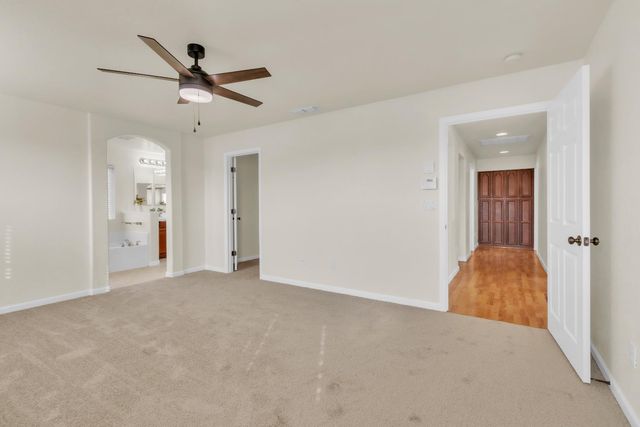 4716 Noriker Dr, Elk Grove, CA 95757