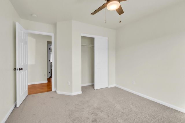 4716 Noriker Dr, Elk Grove, CA 95757