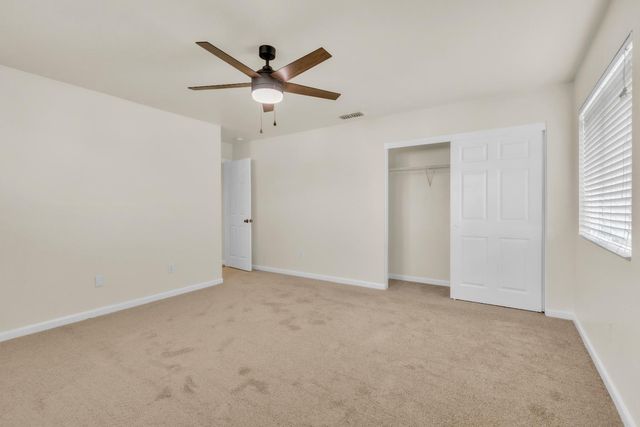 4716 Noriker Dr, Elk Grove, CA 95757