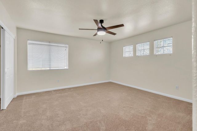 4716 Noriker Dr, Elk Grove, CA 95757