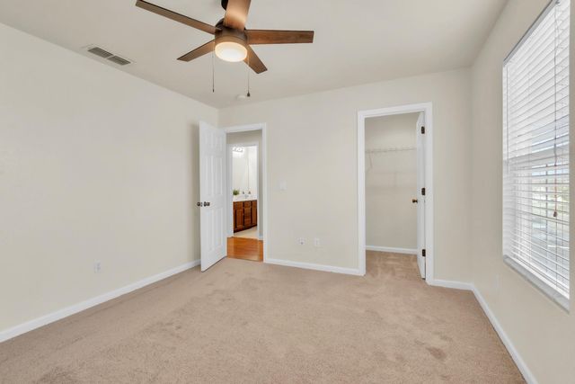 4716 Noriker Dr, Elk Grove, CA 95757