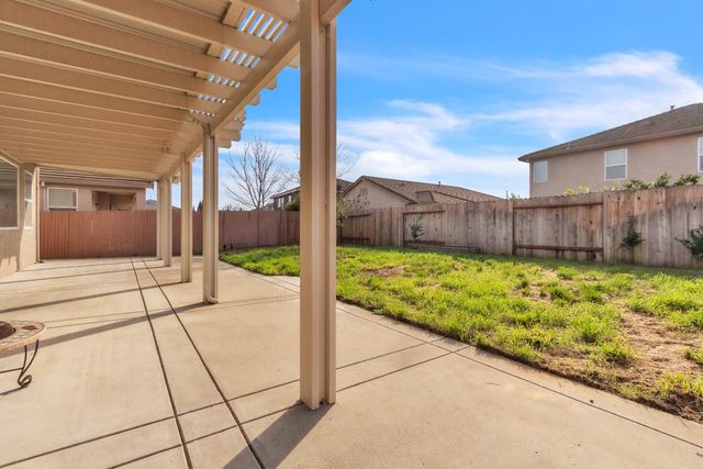 4716 Noriker Dr, Elk Grove, CA 95757