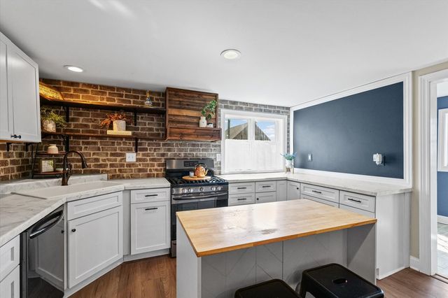 1198 N 1900 East Road, Milford, IL 60953