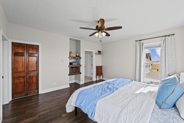 1198 N 1900 East Road, Milford, IL 60953