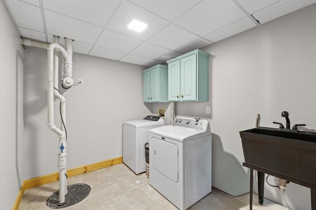 1198 N 1900 East Road, Milford, IL 60953