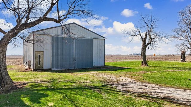 1198 N 1900 East Road, Milford, IL 60953