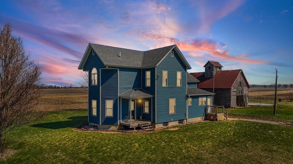 1198 N 1900 East Road, Milford, IL 60953