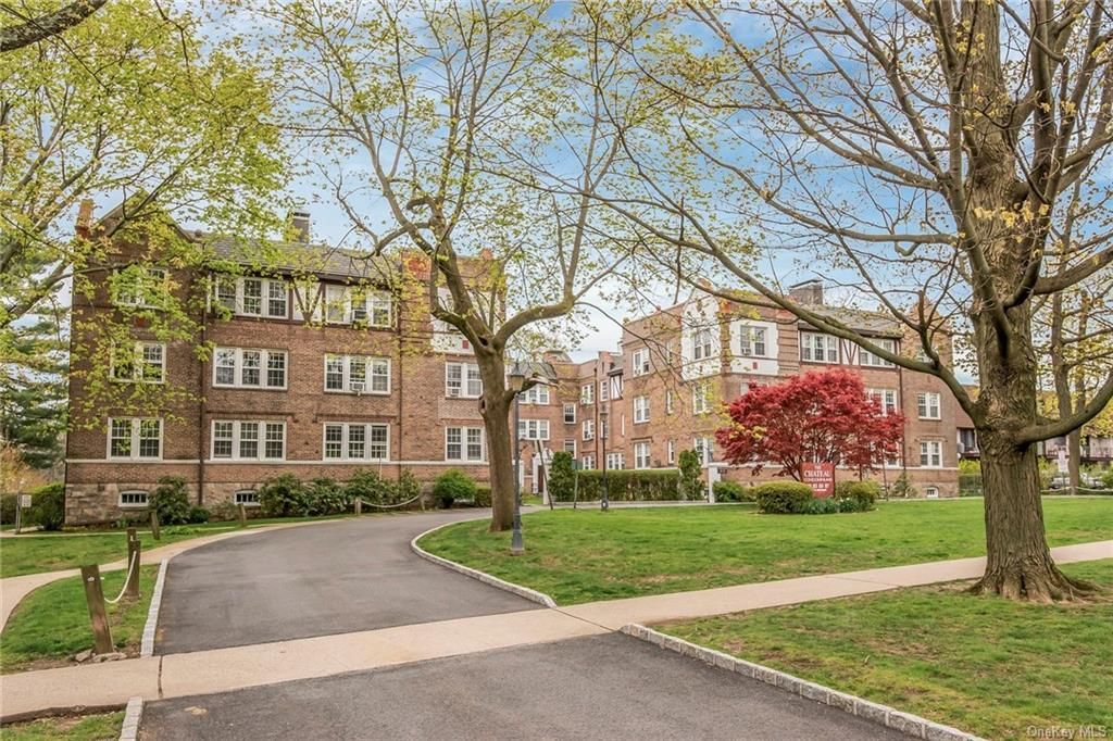 85 N Broadway 2H, White Plains, NY 10603