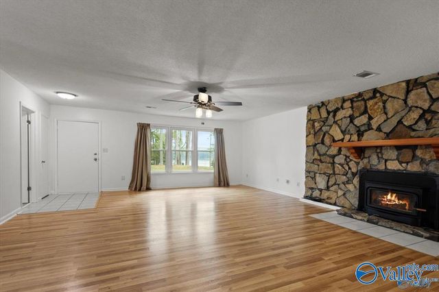 8565 Curtis Road, Athens, AL 35614