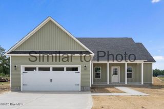 2885 Catherine Lake Road, Richlands, NC 28574