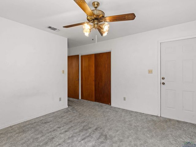 306 W Harrison, Mount Enterprise, TX 75681