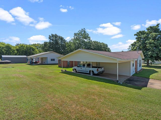 306 W Harrison, Mount Enterprise, TX 75681