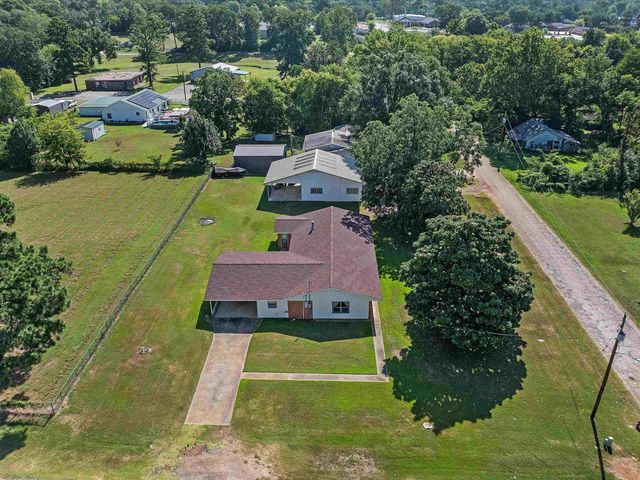 306 W Harrison, Mount Enterprise, TX 75681