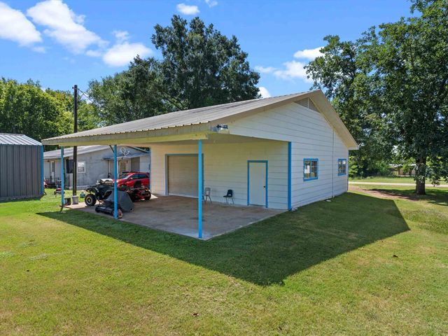 306 W Harrison, Mount Enterprise, TX 75681