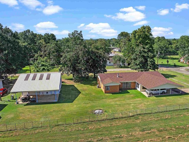 306 W Harrison, Mount Enterprise, TX 75681