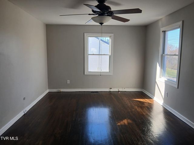 136 Beaver Street 1, Bristol, VA 24201