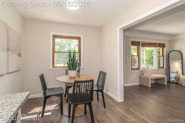 15204 Horger Avenue, Allen Park, MI 48101