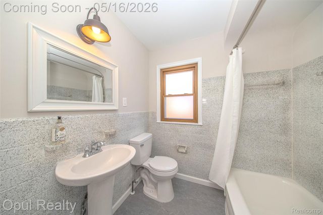 15204 Horger Avenue, Allen Park, MI 48101