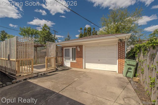 15204 Horger Avenue, Allen Park, MI 48101