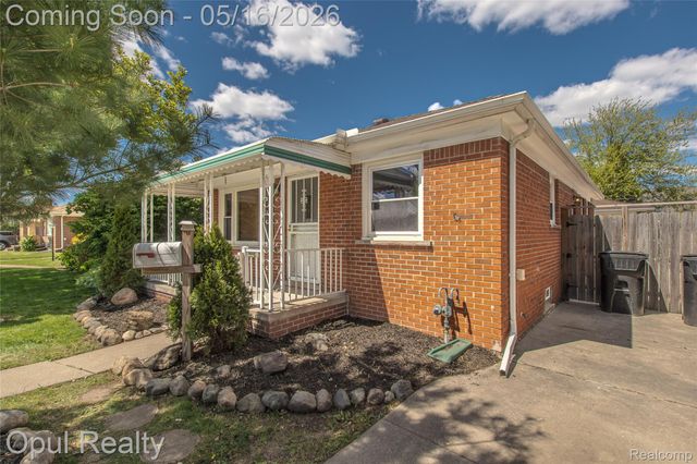 15204 Horger Avenue, Allen Park, MI 48101