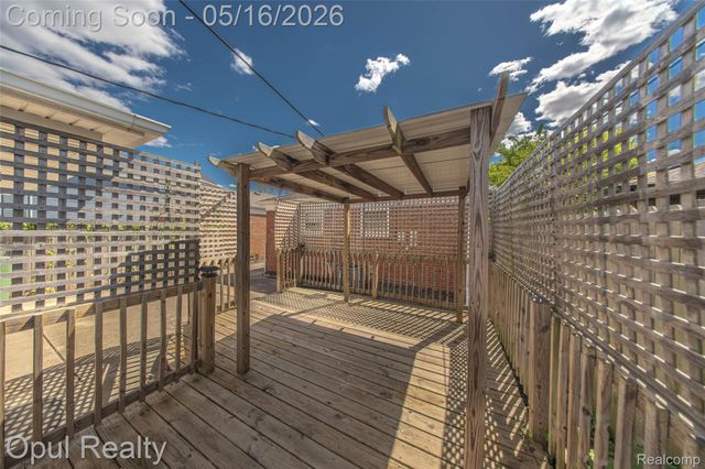 15204 Horger Avenue, Allen Park, MI 48101