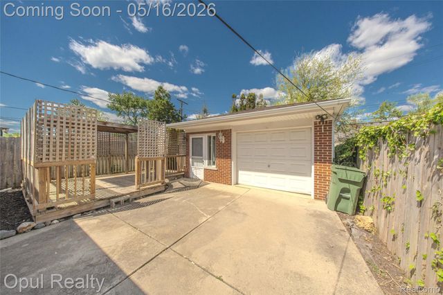 15204 Horger Avenue, Allen Park, MI 48101