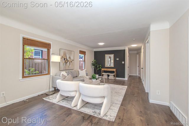 15204 Horger Avenue, Allen Park, MI 48101