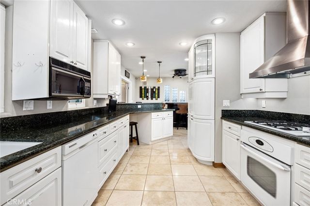 1021 Partridge Court, San Marcos, CA 92078