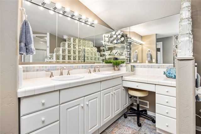 1021 Partridge Court, San Marcos, CA 92078