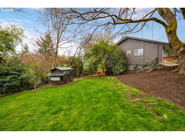 8110 Sw VALLEY VIEW Dr, Portland, OR 97225