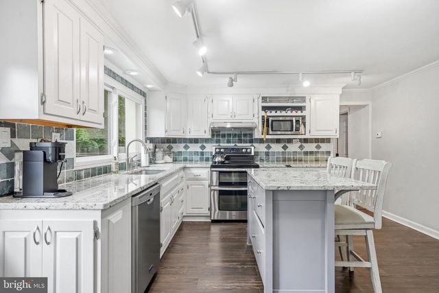 1405 ORCHARD LN, Cherry Hill, NJ 08002