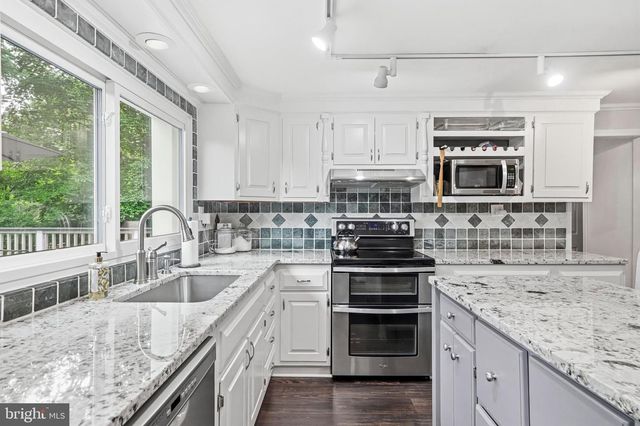 1405 ORCHARD LN, Cherry Hill, NJ 08002