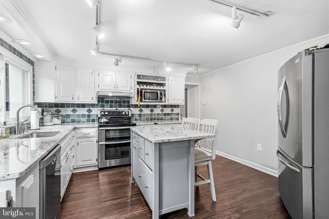 1405 ORCHARD LN, Cherry Hill, NJ 08002
